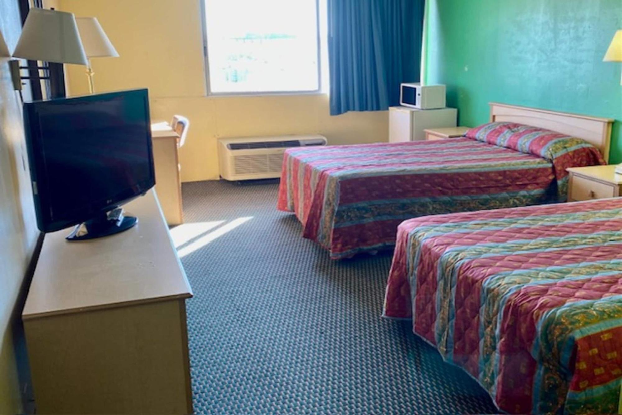 Red Carpet Inn & Suites Lima -Listing Partner Exteriör bild