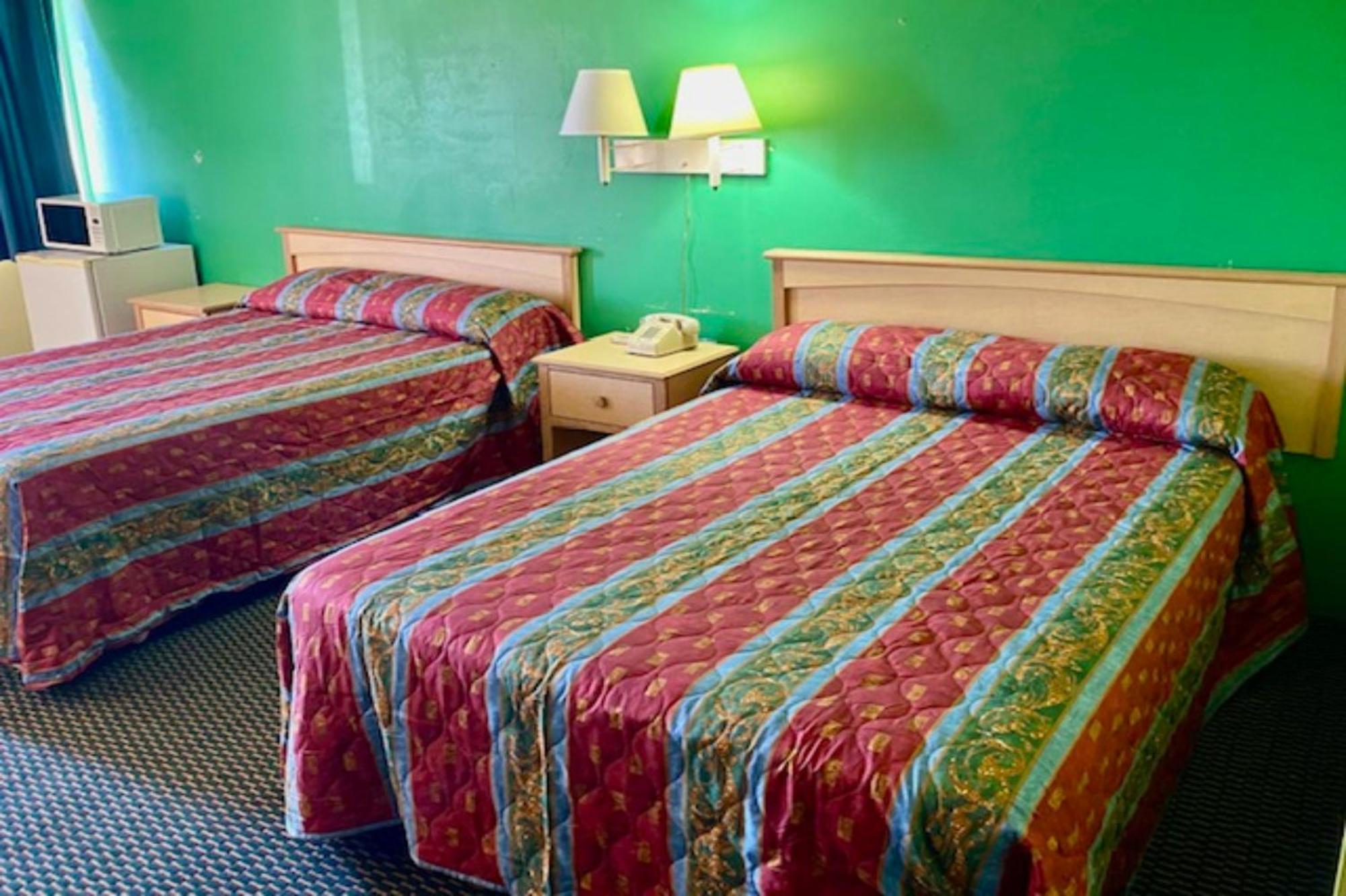 Red Carpet Inn & Suites Lima -Listing Partner Exteriör bild